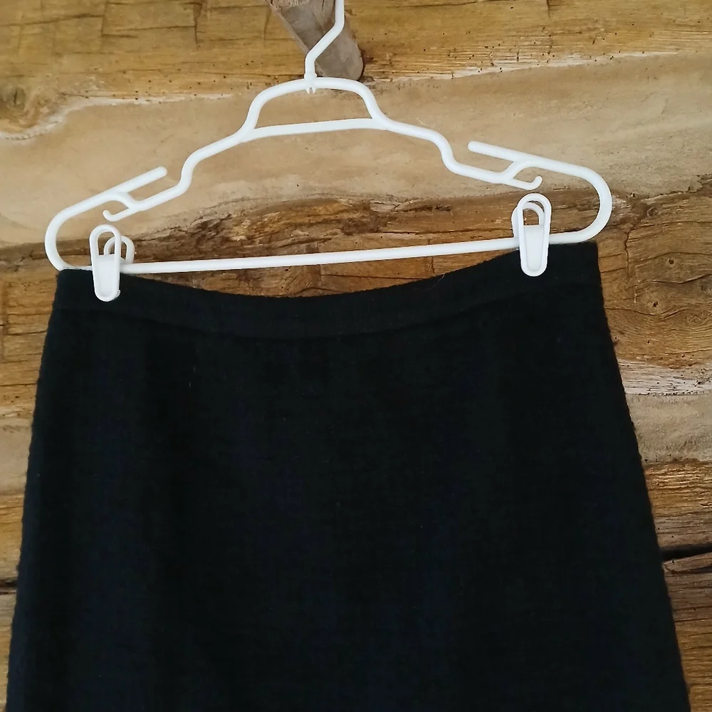 J. Crew Vintage Black Boucle Wool Midi Skirt Size 10